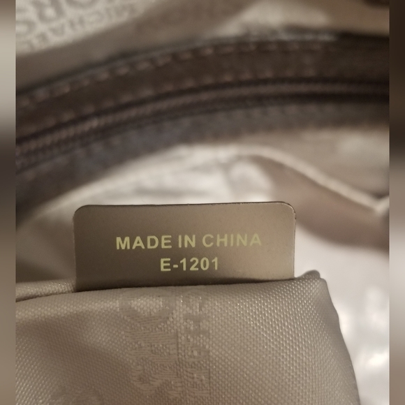 MICHAEL KORS Navy Canvas Tote - Picture 8 of 8